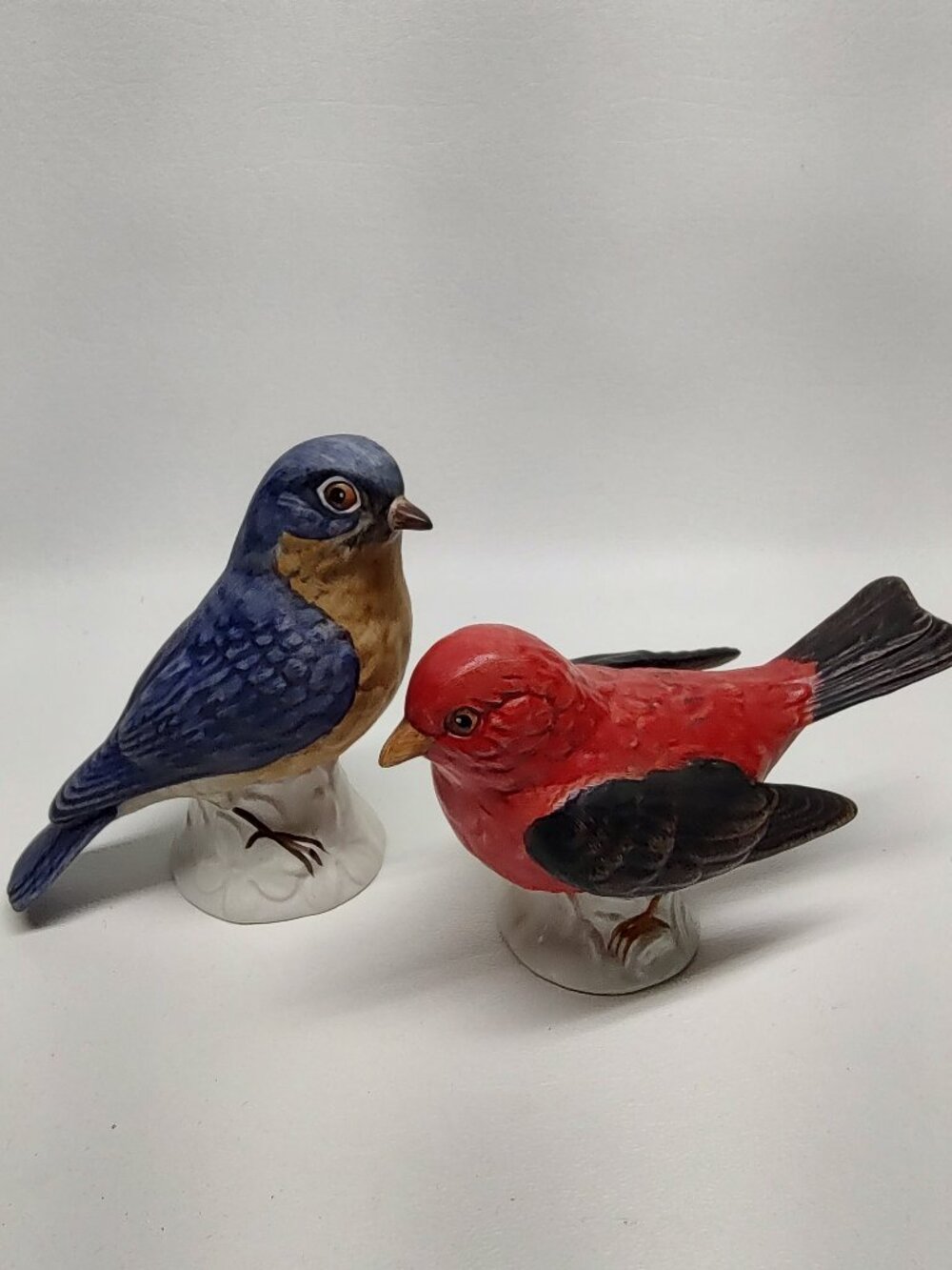 2 Vintage Goebel Bird Figurine s Bluebird & Scarlet Tanager W Germany about 4" T